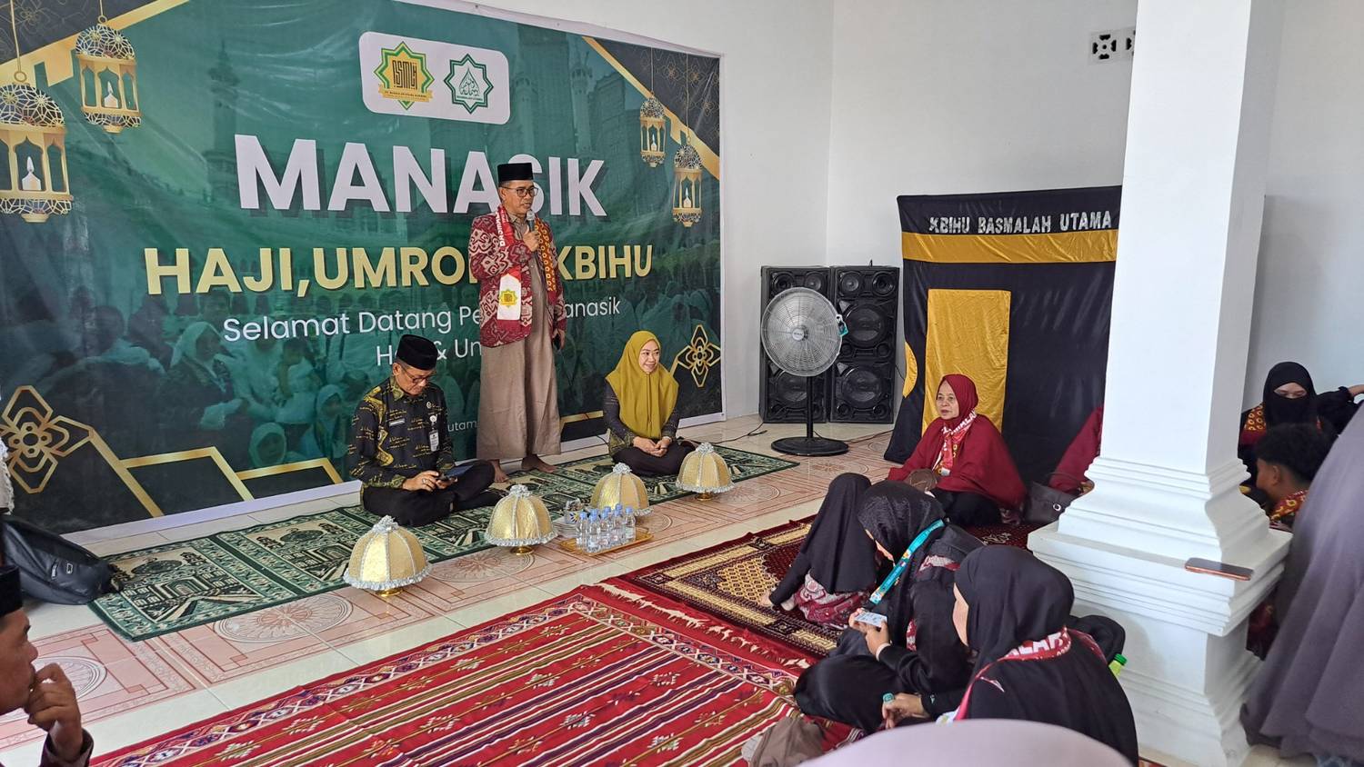 Kakan Kemenhaj Barru Lepas 31 Jemaah Umrah Travel PT Basmalah Utama Mandiri