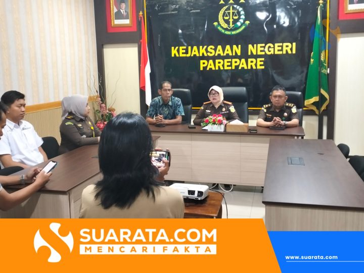 Kejari Parepare Geledah Disdik dan BKD Terkait Dugaan Korupsi TIK 2020