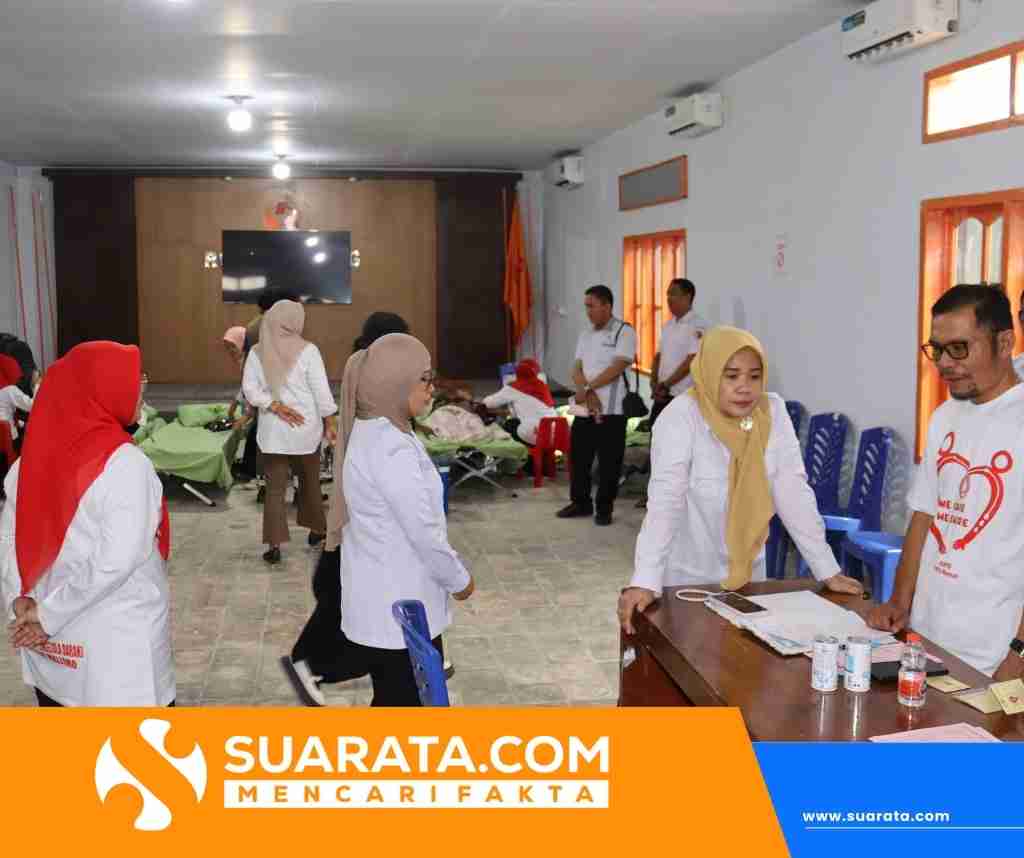 Bawaslu Sidrap Gelar Donor Darah, Wabup Nurkanaah Beri Apresiasi