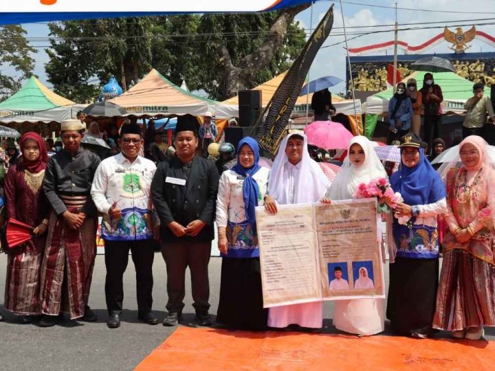 Karnaval HUT RI ke-81 di Panca Rijang, Warga Tampilkan Beragam Kreativitas