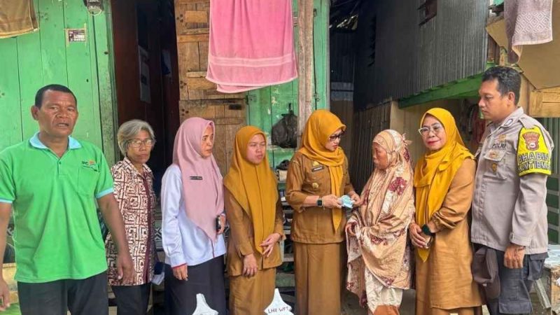 Bhabinkamtibmas Labukkang Hadir di Rumah Duka, Wujud Nyata Kepedulian Polri