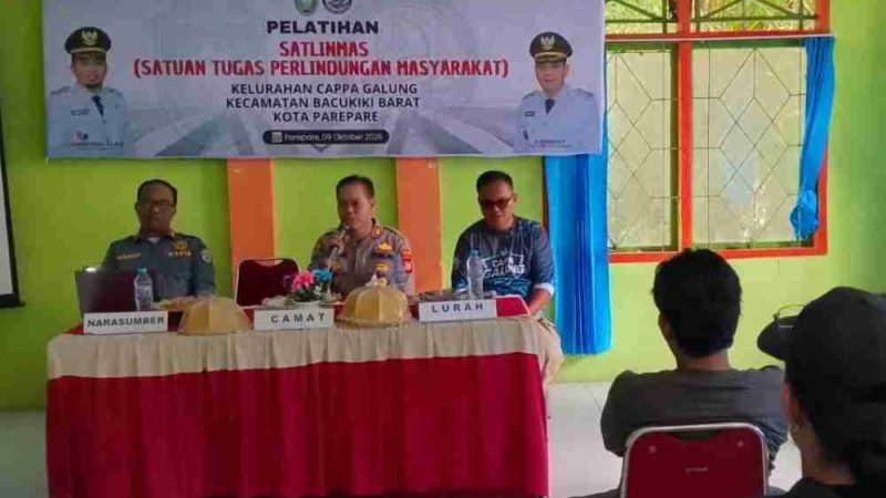 Polres Parepare Bekali Satlinmas Cappa Galung, Perkuat Peran Warga Jaga Keamanan